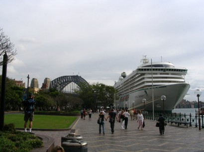 Sydney Harbor Bridge